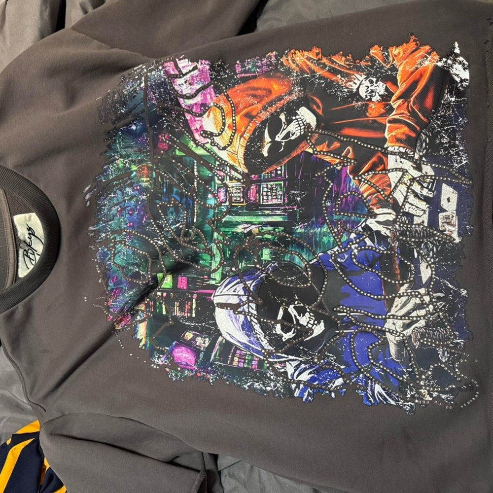 Graphic shirt